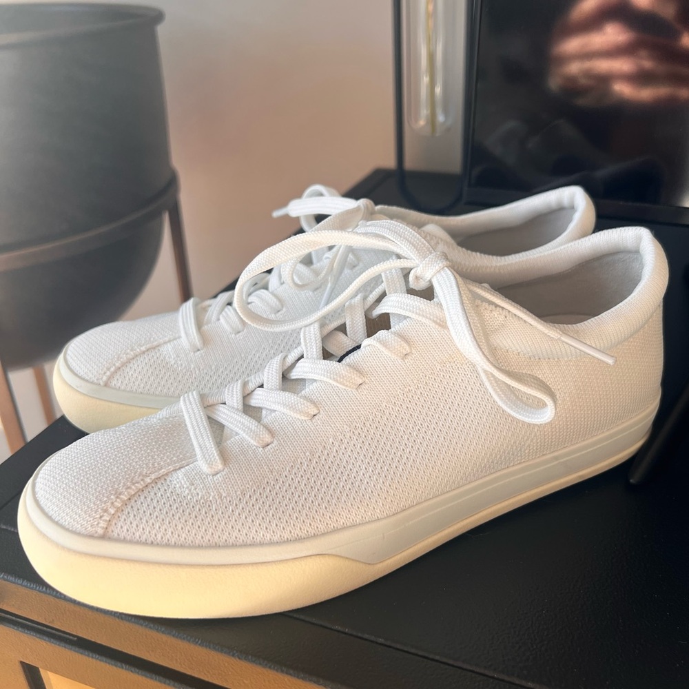 Rothy’s The Lace Up Sneakers